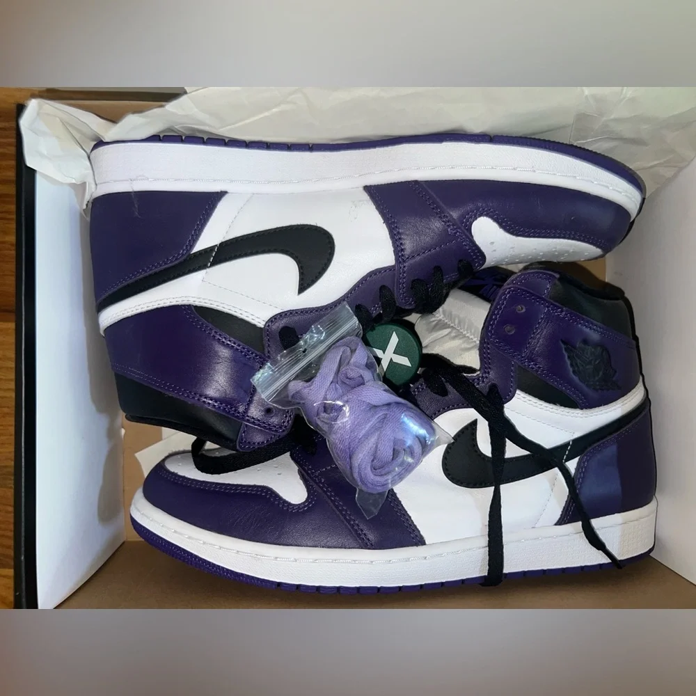 Air Jordan 1 Retro High OG “Court Purples” Perfect Condition, Comes with tag - Picture 1 of 7